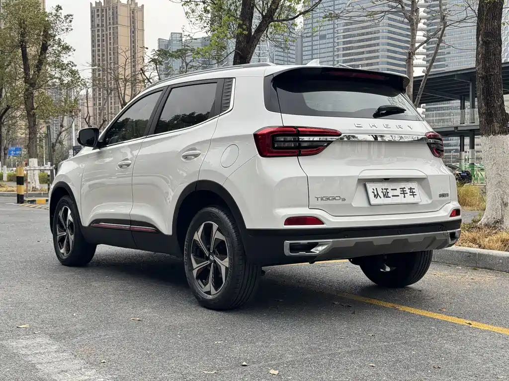 Chery Chery Tiggo 5x 2021 Super Hero Edition 1.5L CVT Luxury 2021 - thumbnail 16