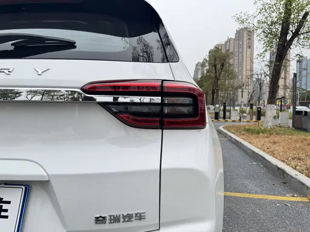 Chery Chery Tiggo 5x 2021 Super Hero Edition 1.5L CVT Luxury 2021 - thumbnail 22