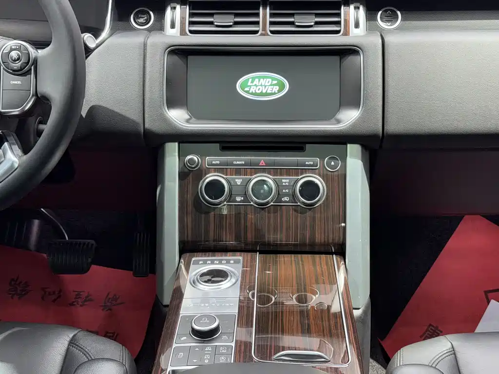 Land Rover Range Rover 2017 3.0 SC V6 Vogue 2018 - thumbnail 14