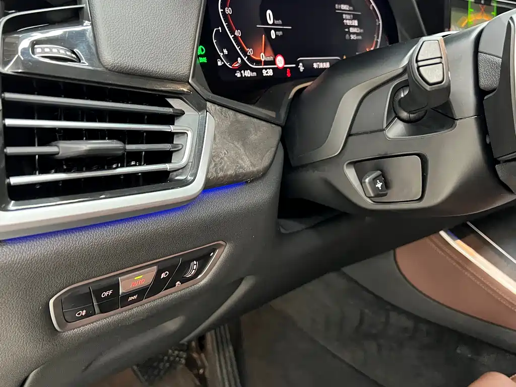 BMW BMW X5 Import 2021 Model Facelift xDrive40i Premium M Sport Package 2021 - thumbnail 8