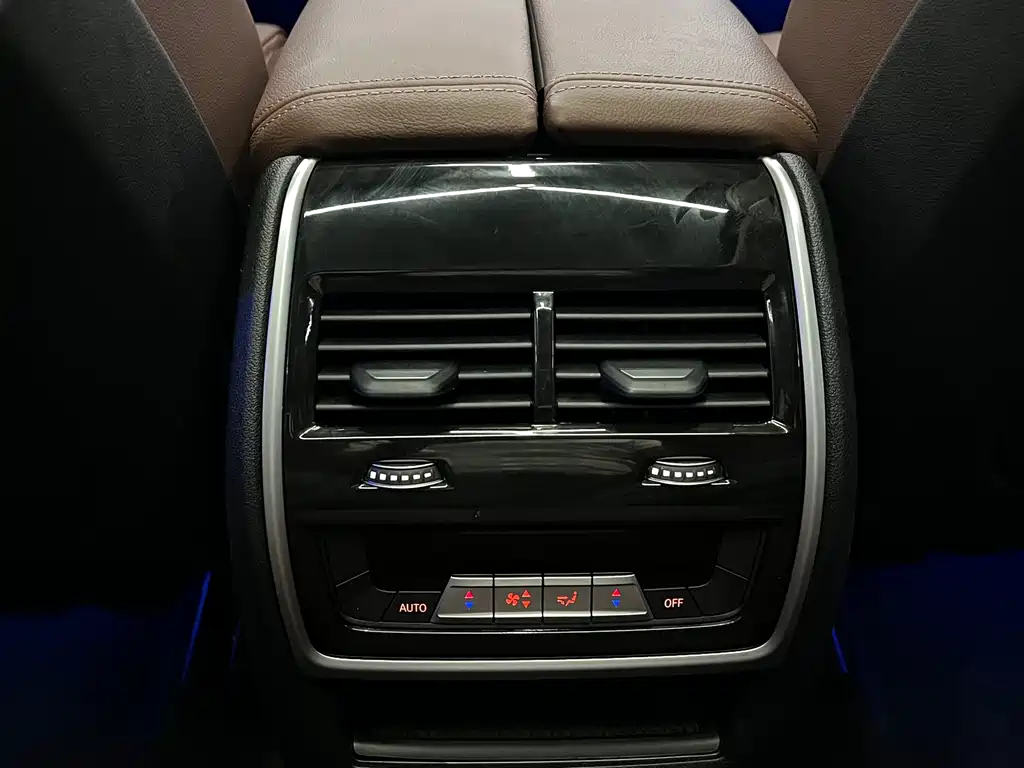 BMW BMW X5 Import 2021 Model Facelift xDrive40i Premium M Sport Package 2021 - thumbnail 11