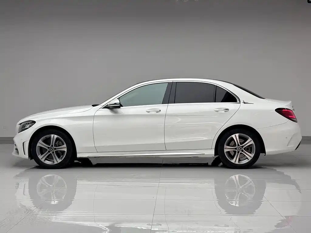 Mercedes-Benz Mercedes-Benz C-Class 2020 Facelift C 260 L Sport Edition 2021 - thumbnail 8