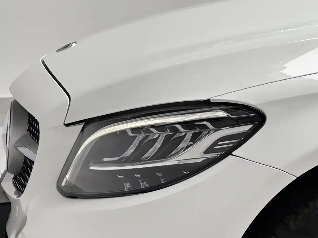 Mercedes-Benz Mercedes-Benz C-Class 2020 Facelift C 260 L Sport Edition 2021 - thumbnail 10