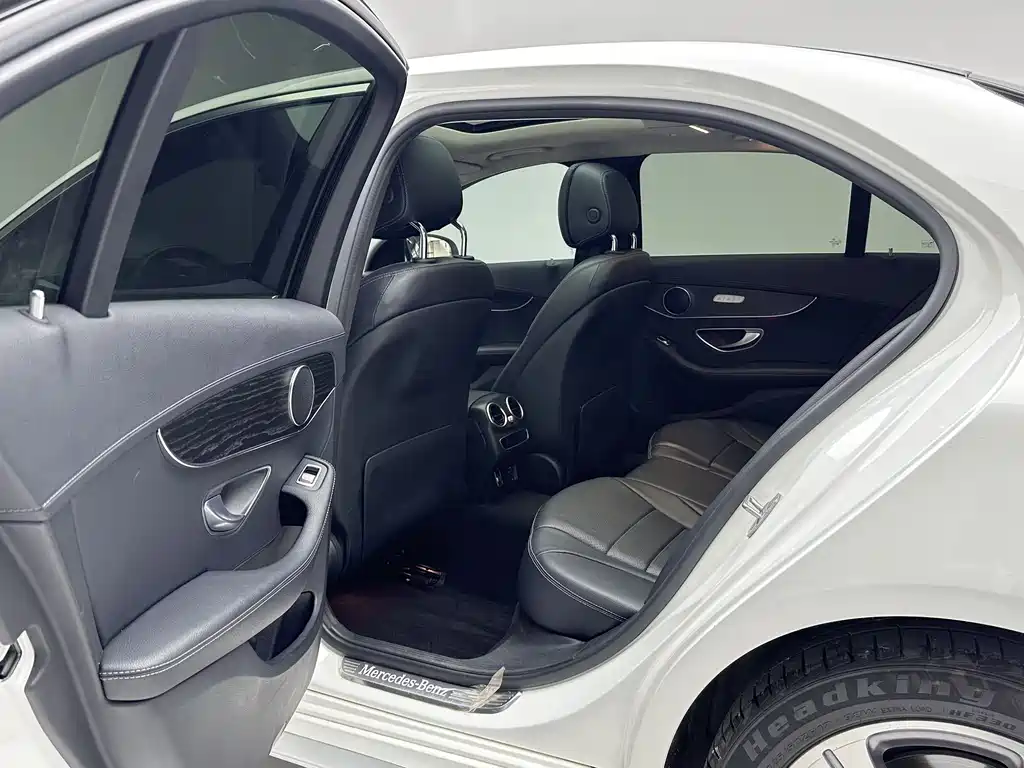 Mercedes-Benz Mercedes-Benz C-Class 2020 Facelift C 260 L Sport Edition 2021 - thumbnail 13