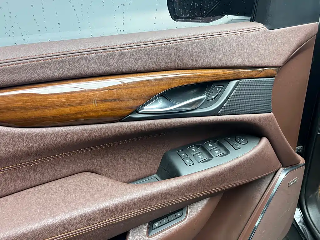 Cadillac Cadillac Escalade 2017 6.2L US Specification 2018 - thumbnail 7