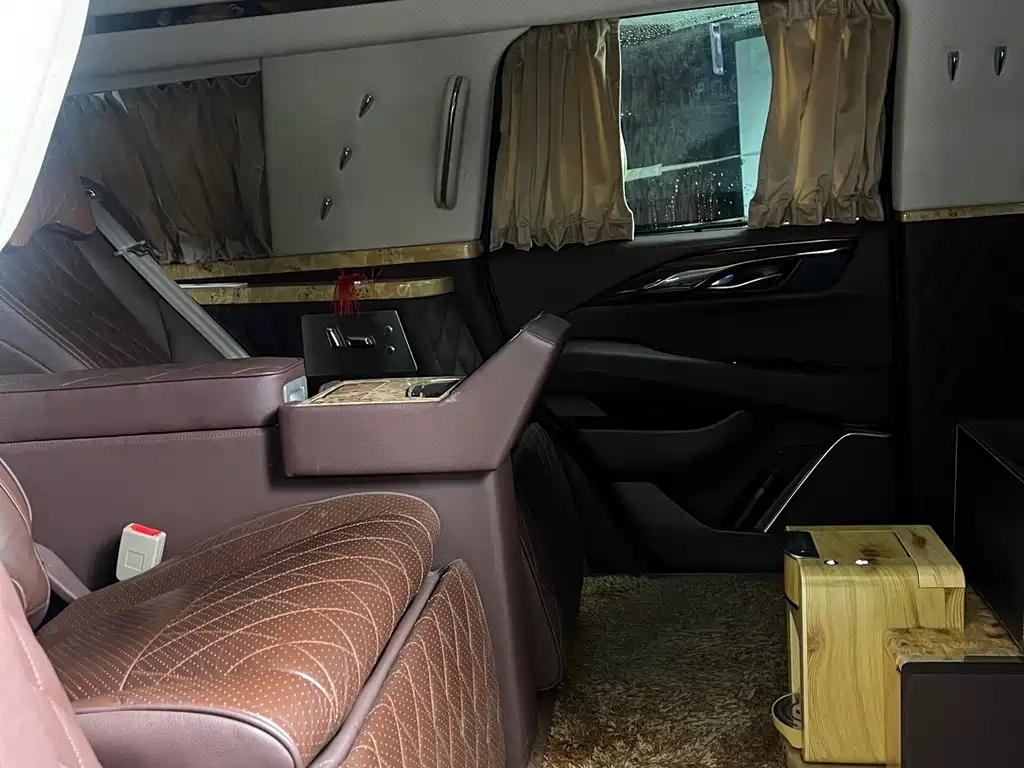 Cadillac Cadillac Escalade 2017 6.2L US Specification 2018 - thumbnail 9