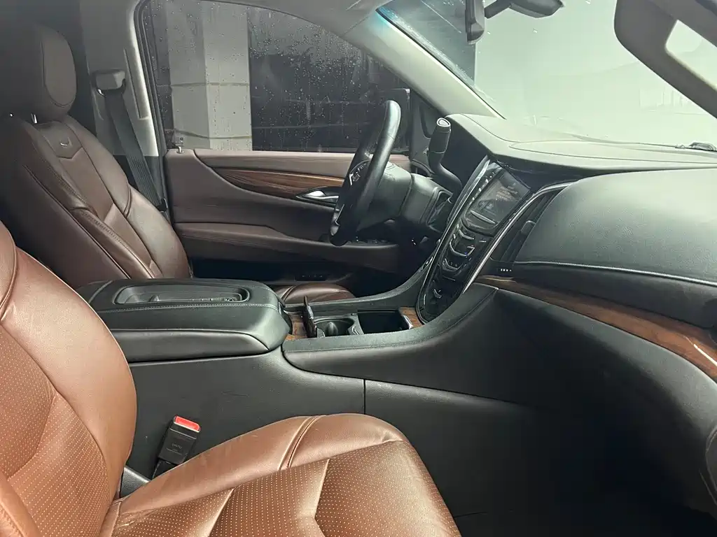 Cadillac Cadillac Escalade 2017 6.2L US Specification 2018 - thumbnail 10