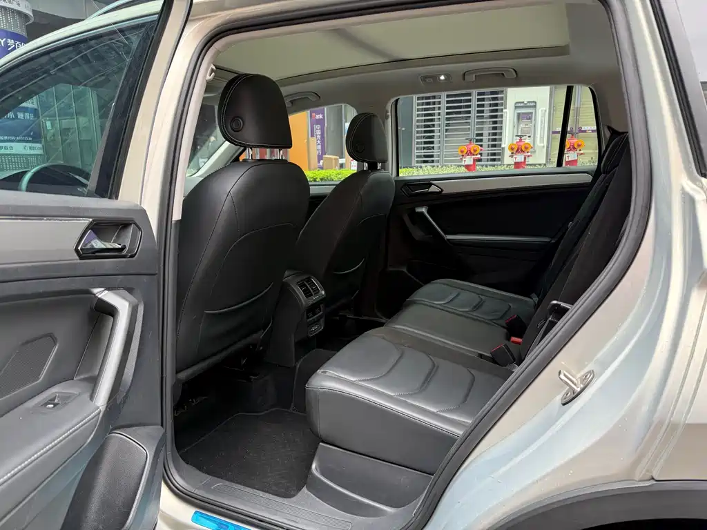Volkswagen Volkswagen Tiguan L 2019 330TSI Automatic 2WD Panoramic Comfort Edition China VI 2019 - thumbnail 10