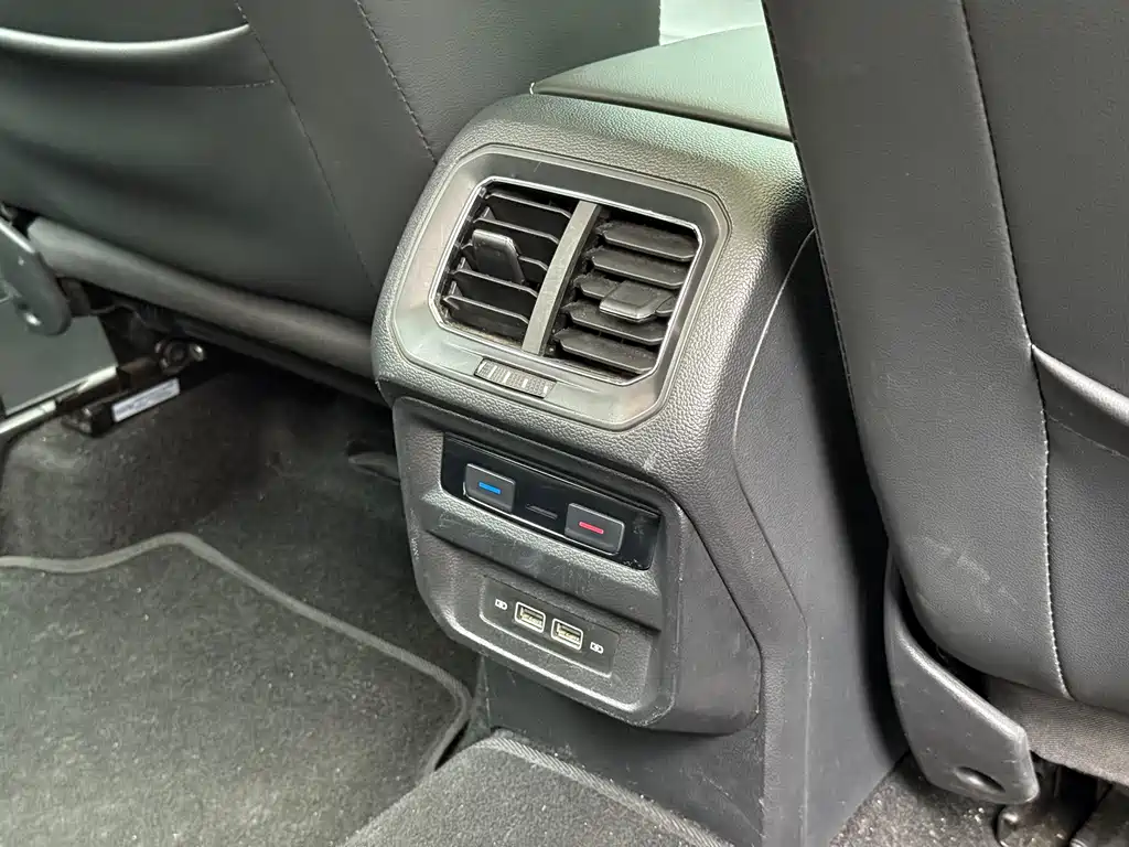 Volkswagen Volkswagen Tiguan L 2019 330TSI Automatic 2WD Panoramic Comfort Edition China VI 2019 - thumbnail 14