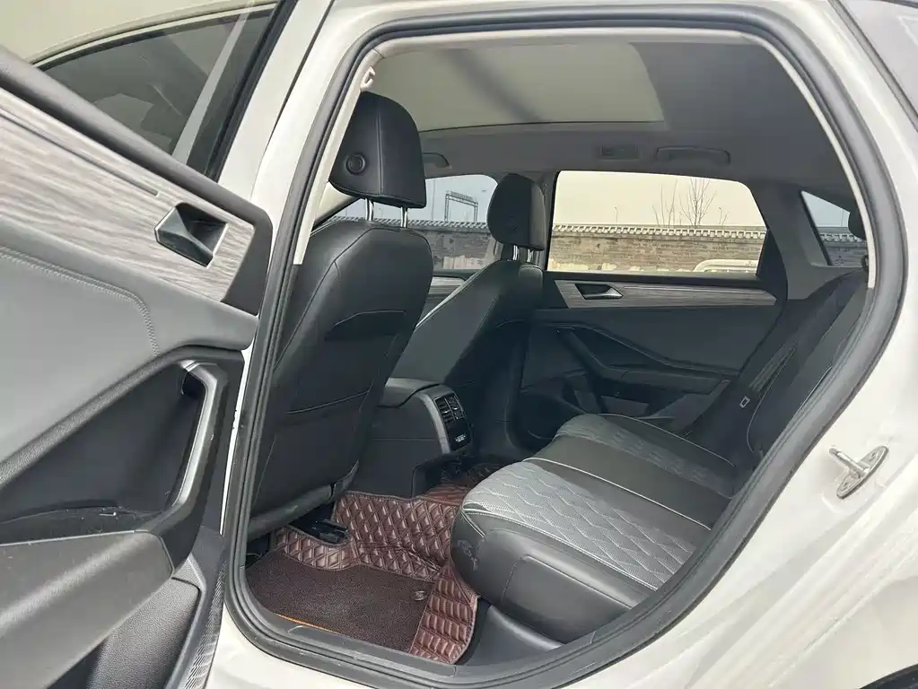 Volkswagen Volkswagen Sagitar 2023 300TSI DSG Comfortline 2023 - thumbnail 11