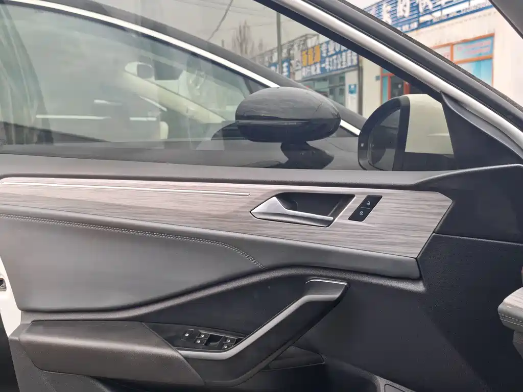 Volkswagen Volkswagen Sagitar 2023 300TSI DSG Comfortline 2023 - thumbnail 12