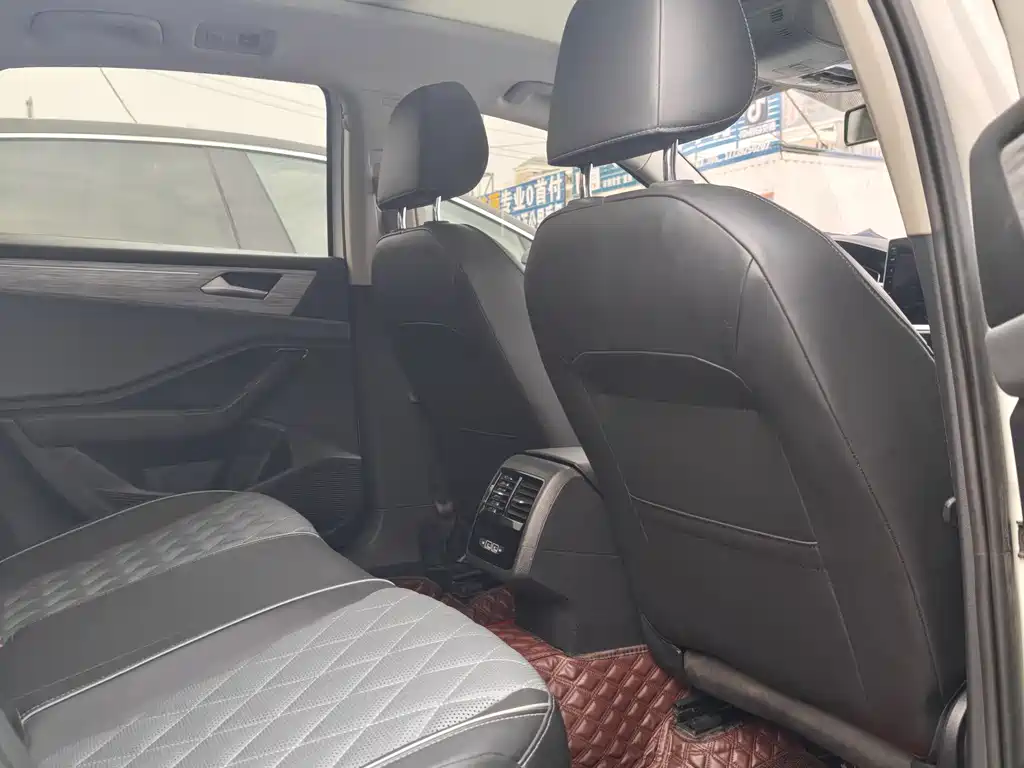Volkswagen Volkswagen Sagitar 2023 300TSI DSG Comfortline 2023 - thumbnail 13