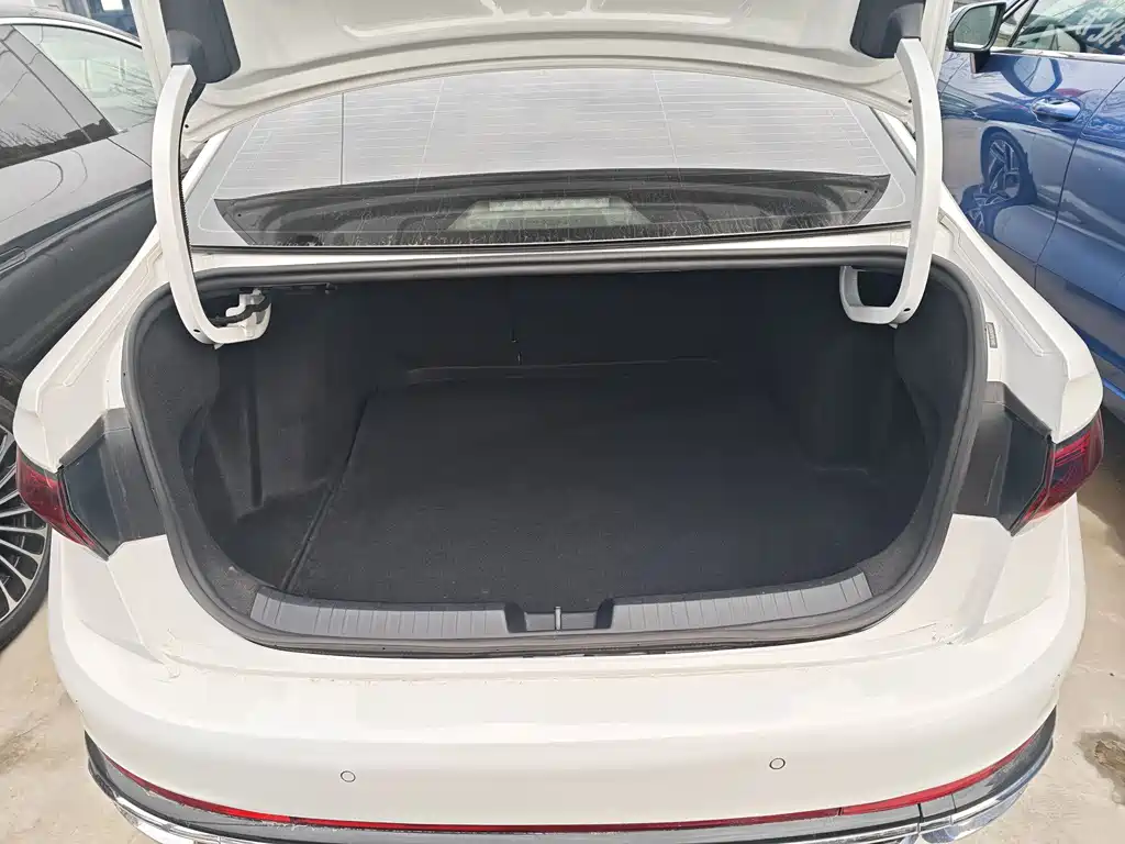 Volkswagen Volkswagen Sagitar 2023 300TSI DSG Comfortline 2023 - thumbnail 14