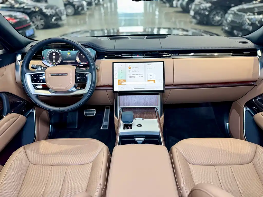 Land Rover Range Rover 2024 3.0 L6 400PS Vogue Long Wheelbase 7-seater 2024 - thumbnail 15