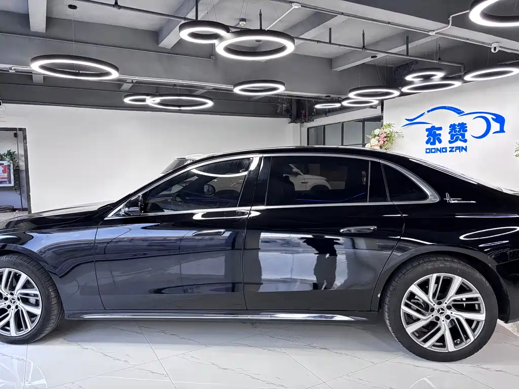 Mercedes-Benz Mercedes-Benz E-Class 2024 E 300 L Fashion Edition 2024 - thumbnail 4