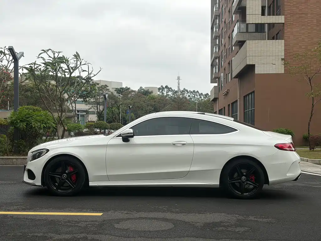Mercedes-Benz Mercedes-Benz C-Class Coupe C 200 (2017 Model Year) 2017 - thumbnail 9