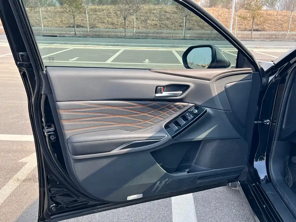 Toyota Toyota Avalon 2024 2.0L Premium Edition 2024 - thumbnail 5