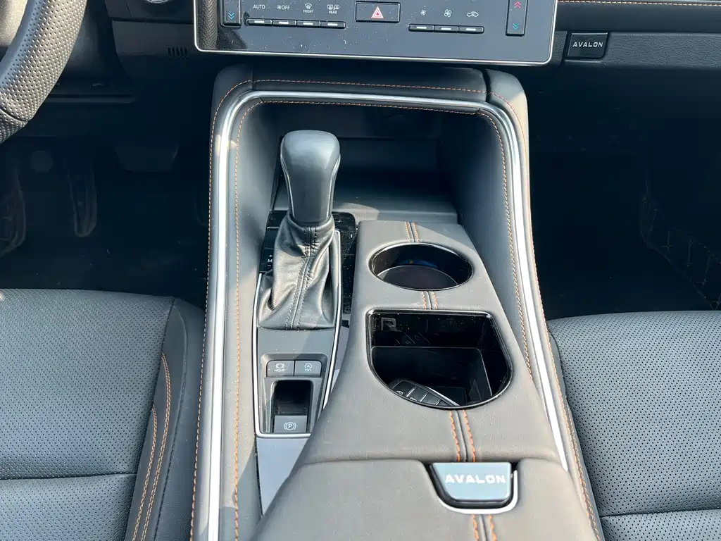 Toyota Toyota Avalon 2024 2.0L Premium Edition 2024 - thumbnail 11