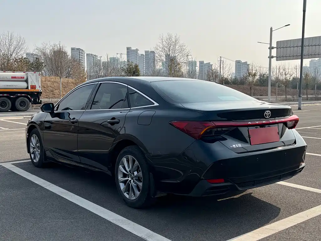Toyota Toyota Avalon 2024 2.0L Premium Edition 2024 - thumbnail 17