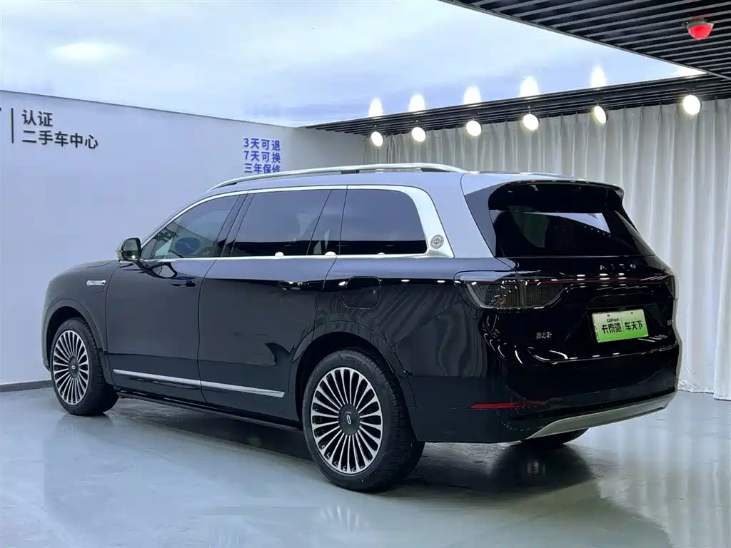 AITO Aito M9 2024 Extended Range Ultra 42kWh 6-seater 2025 - thumbnail 5