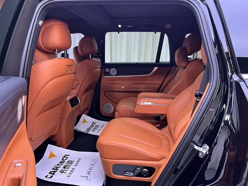 AITO Aito M9 2024 Extended Range Ultra 42kWh 6-seater 2025 - thumbnail 10