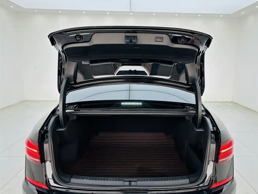 Volkswagen Volkswagen Passat 2023 330TSI Luxury Edition 2023 - thumbnail 26