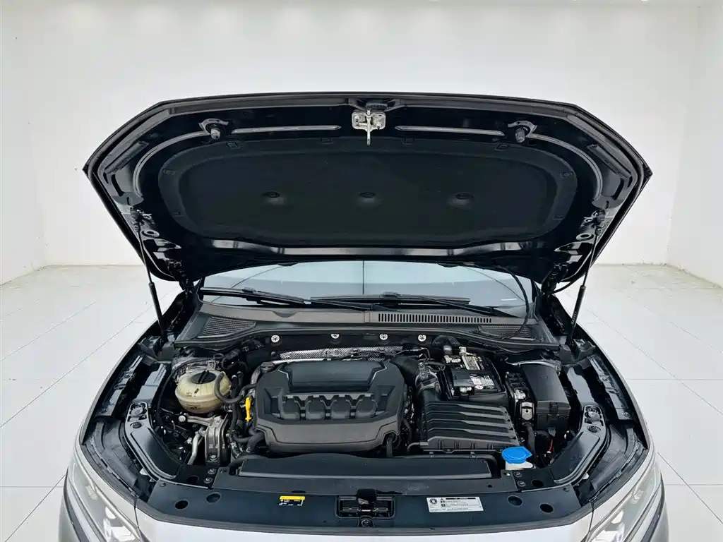 Volkswagen Volkswagen Passat 2023 330TSI Luxury Edition 2023 - thumbnail 28