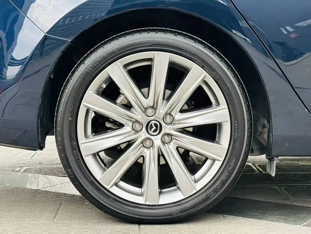 Mazda Mazda Atenza 2021 2.5L Skyactiv-X Sport Edition 2022 - thumbnail 8