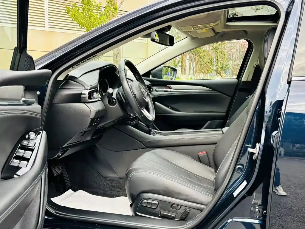 Mazda Mazda Atenza 2021 2.5L Skyactiv-X Sport Edition 2022 - thumbnail 11