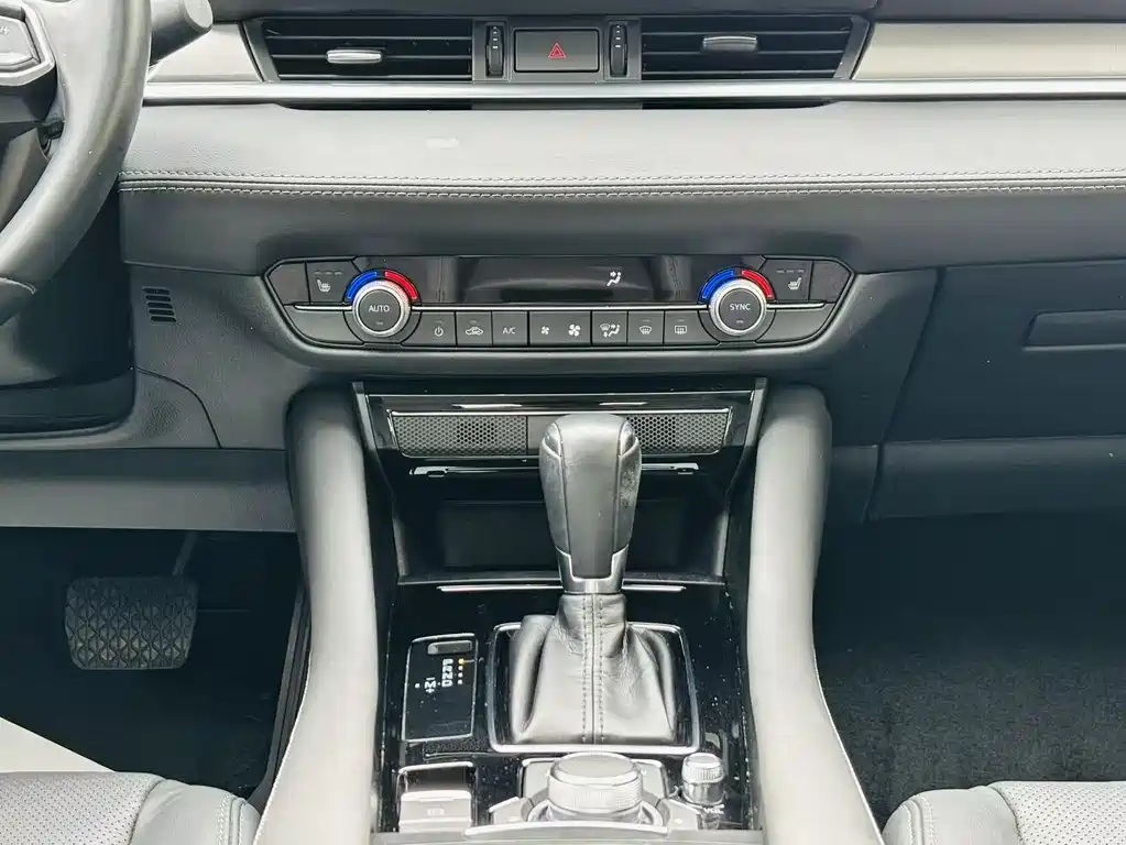 Mazda Mazda Atenza 2021 2.5L Skyactiv-X Sport Edition 2022 - thumbnail 17