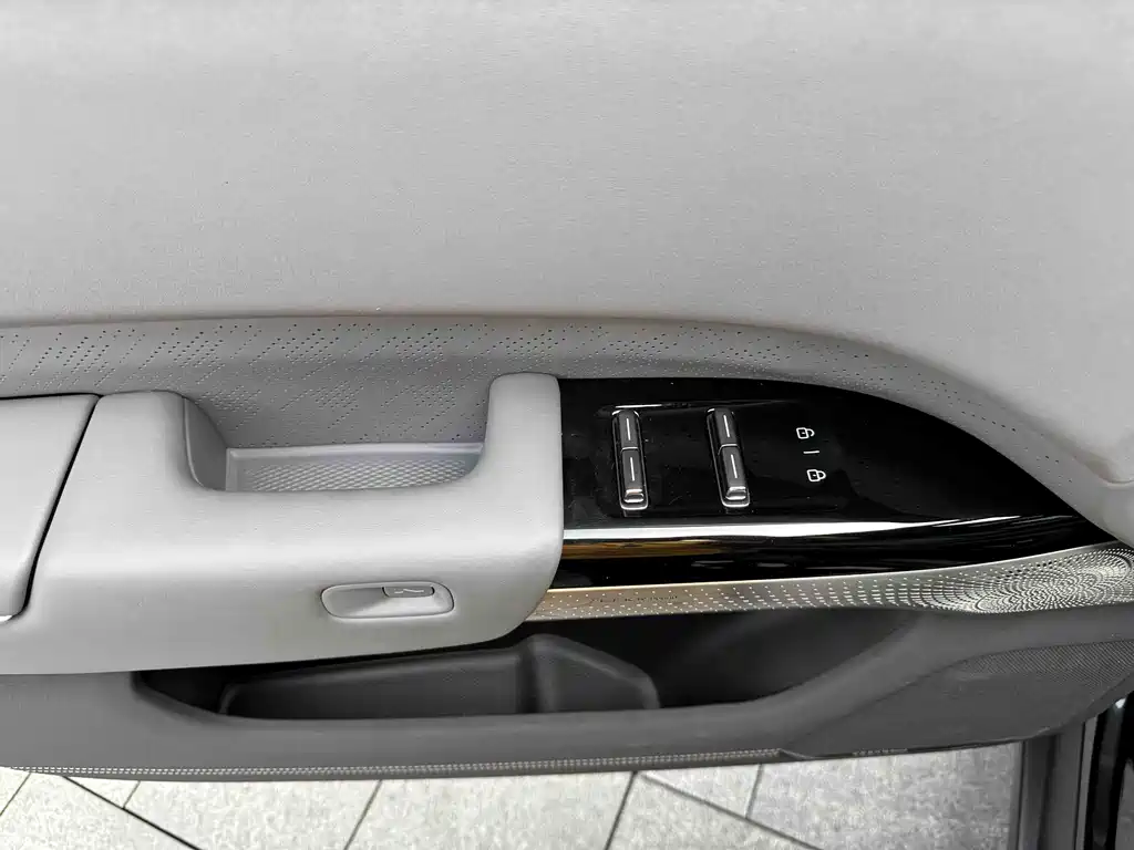 Zeekr Zeekr 7X 2025 Model 75kWh Rear-Wheel Drive Intelligent Driving Version 2024 - thumbnail 25