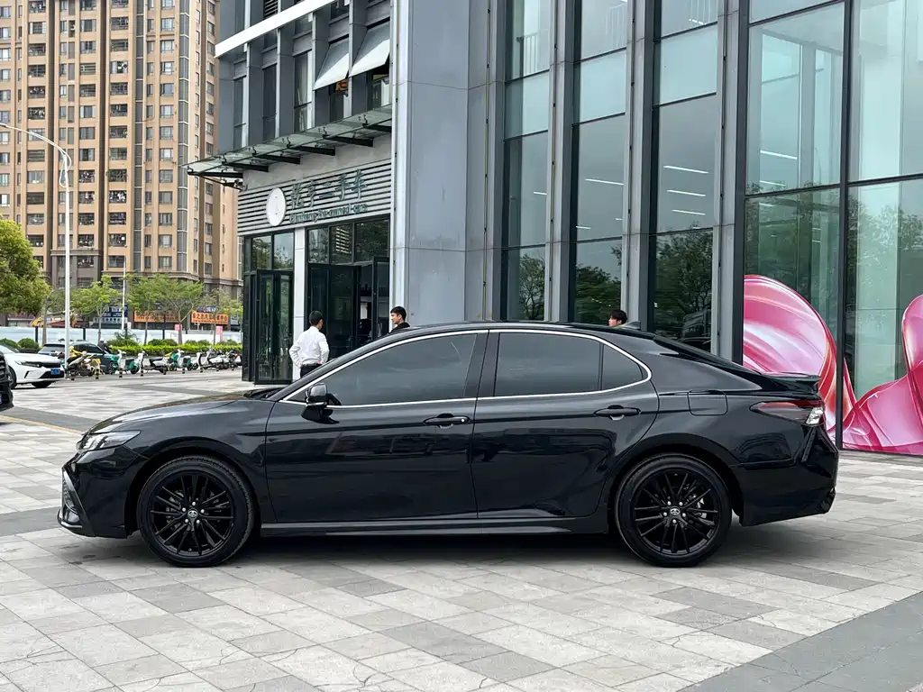 Toyota Toyota Camry 2023 2.5S Knight Edition 2024 - thumbnail 4
