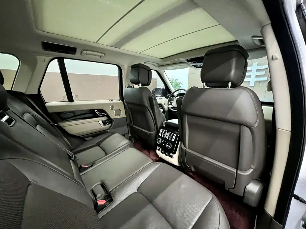 Land Rover Range Rover 2021 3.0T HSE European Specification 2022 - thumbnail 17