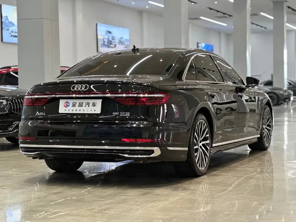 Audi Audi A8 2024 A8L 55 TFSI quattro Flagship 2024 - thumbnail 4