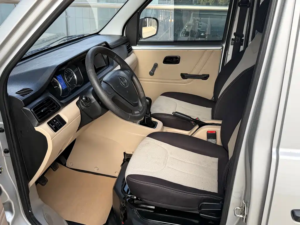 Changan Kuayue Karry Star V3 2023 1.5L Gasoline Standard 5-Seat Passenger Vehicle 2024 - thumbnail 8