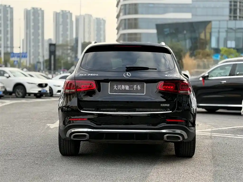 Mercedes-Benz Mercedes-Benz GLC 2020 GLC 260 L 4MATIC Luxury 2021 - thumbnail 4