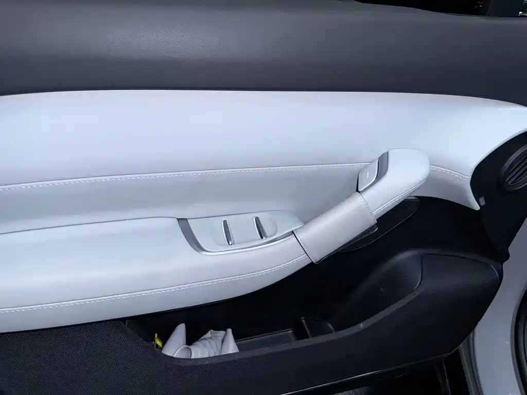 NIO NIO ES6 2024 75kWh 2024 - thumbnail 14