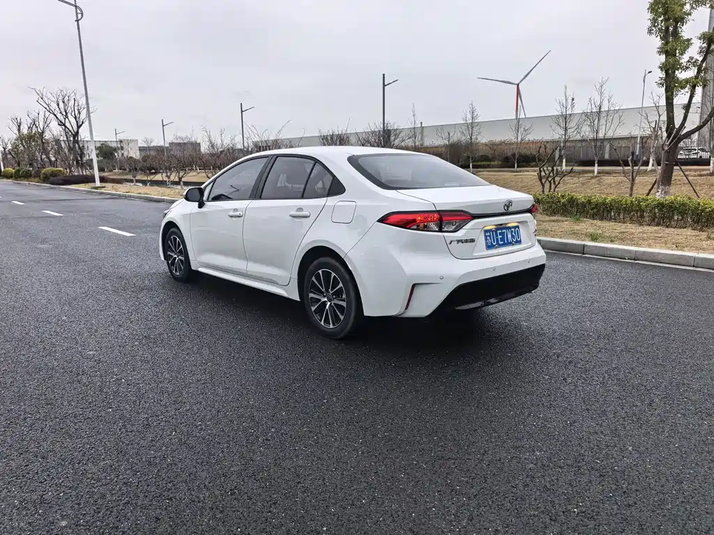 Toyota Toyota Corolla 2023 185T CVT Luxury Edition 2024 - thumbnail 14
