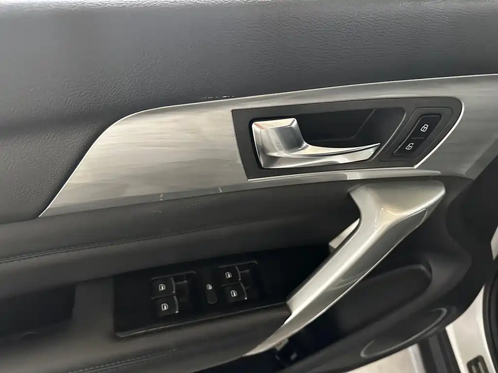 Haval Haval H2 2016 Red Label 1.5T Automatic 2WD Luxury Edition 2016 - thumbnail 11