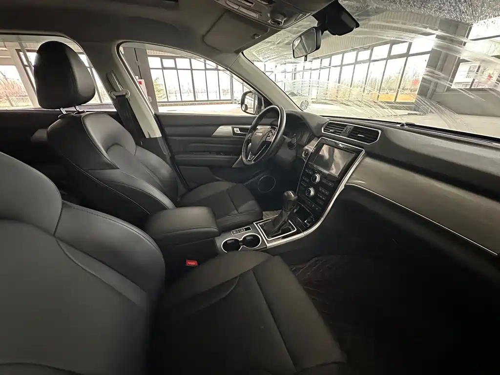 Haval Haval H2 2016 Red Label 1.5T Automatic 2WD Luxury Edition 2016 - thumbnail 14