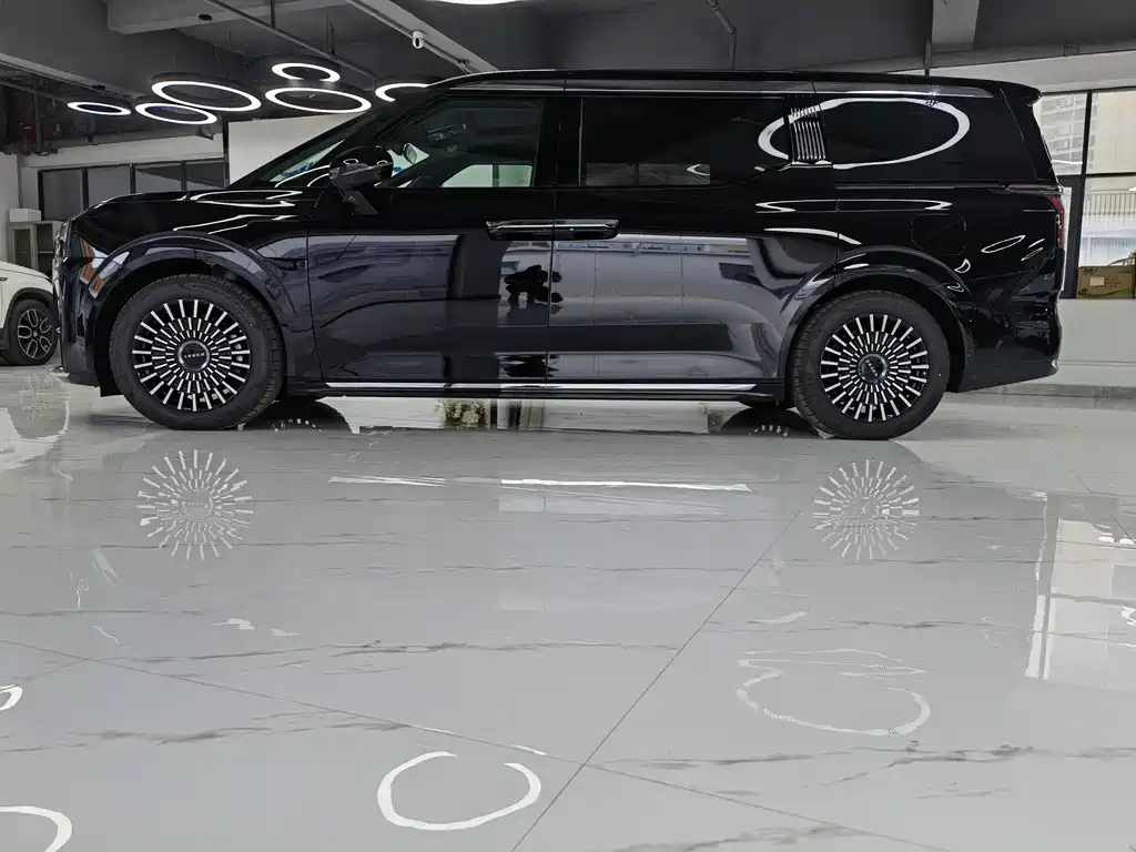 Zeekr Zeekr 009 2024 Six-Seat Executive Edition AWD 108kWh 2026 - thumbnail 4