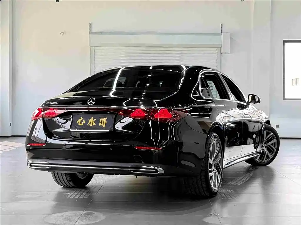 Mercedes-Benz Mercedes-Benz E-Class 2025 E 300 L Fashion Edition 2025 - thumbnail 4