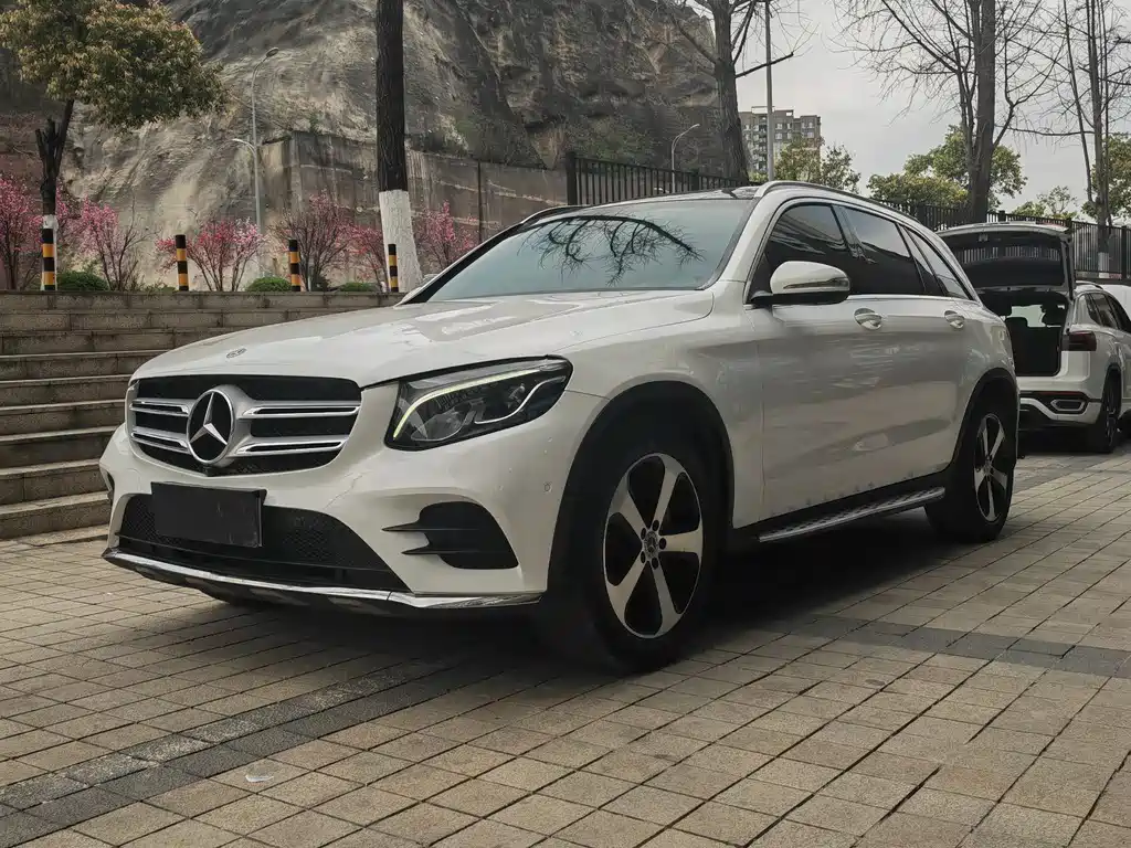 Mercedes-Benz Mercedes-Benz GLC 2019 GLC 260 4MATIC Sport Edition 2019