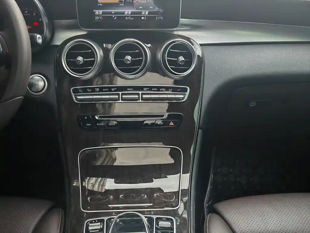 Mercedes-Benz Mercedes-Benz GLC 2019 GLC 260 4MATIC Sport Edition 2019 - thumbnail 8