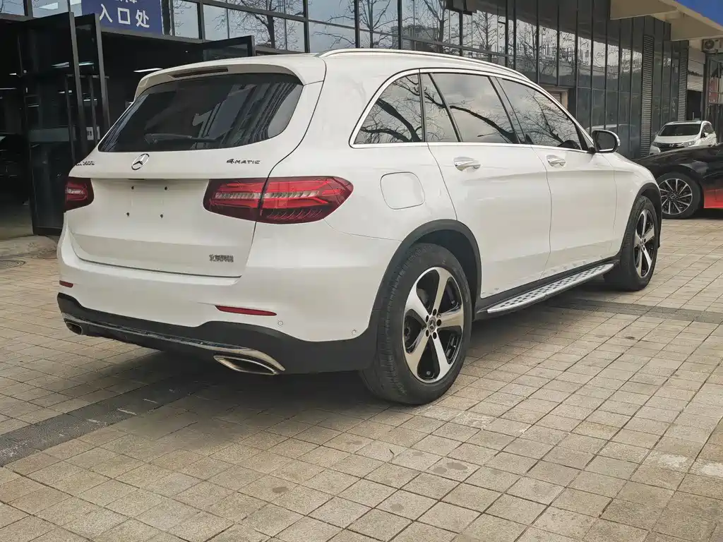 Mercedes-Benz Mercedes-Benz GLC 2019 GLC 260 4MATIC Sport Edition 2019 - thumbnail 11
