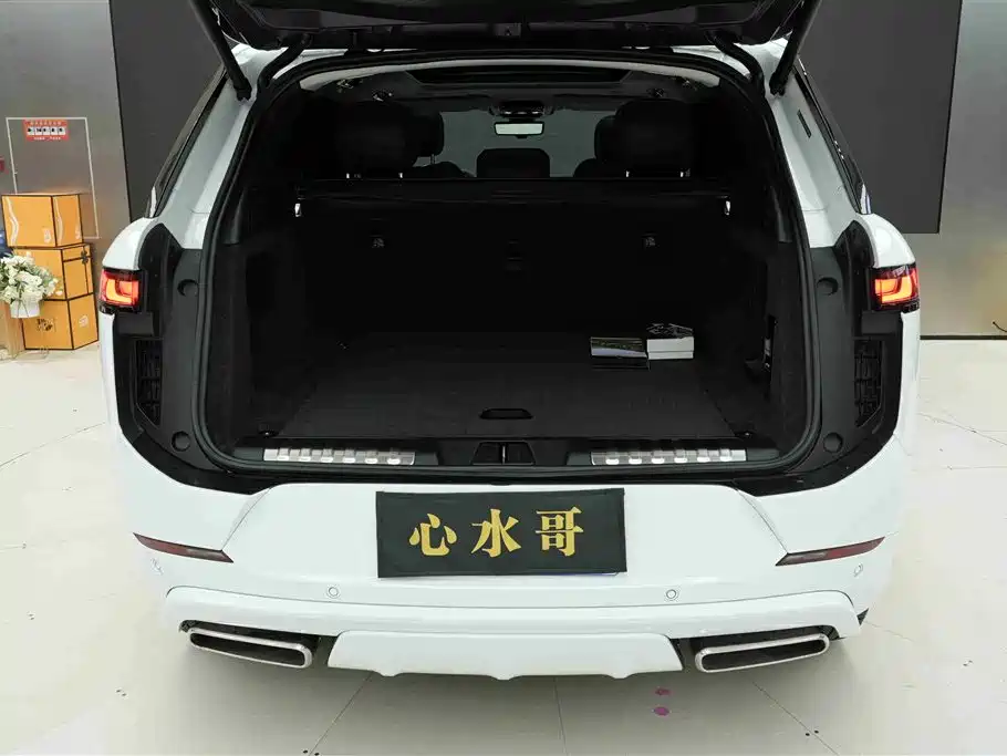 Land Rover Range Rover Sport 2024 400PS Dynamic SE 2024 - thumbnail 24