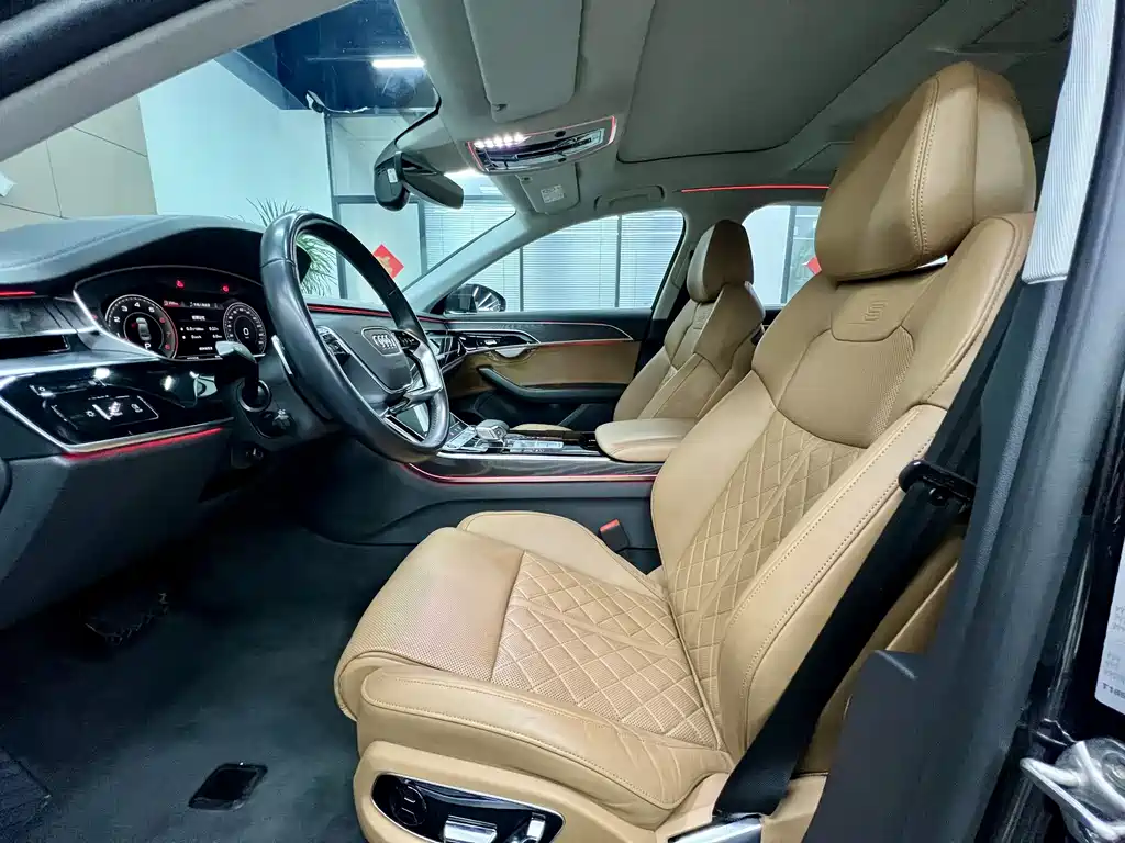 Audi Audi A8 2022 A8L 50 TFSI quattro Comfort Edition 2022 - thumbnail 4