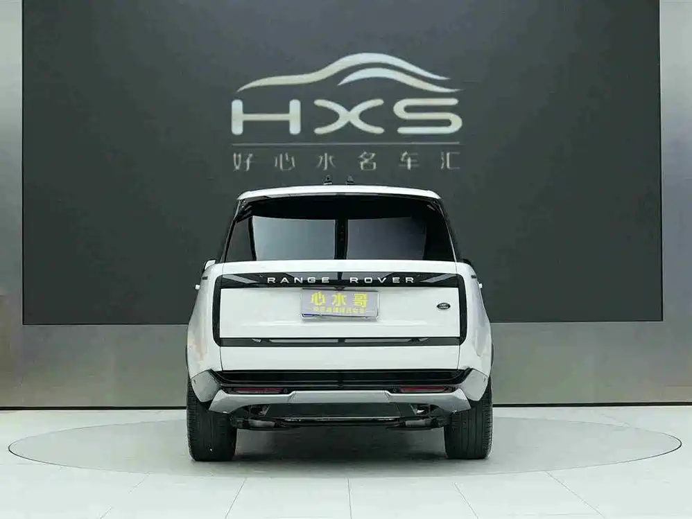 Land Rover Range Rover 2023 3.0 L6 400PS Vogue SE 7-Seat Long Wheelbase 2023 - thumbnail 5