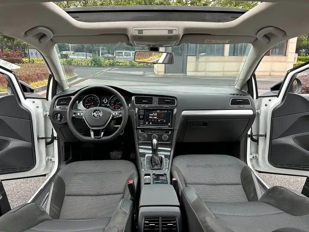Volkswagen Volkswagen Golf 2019 280TSI DSG Comfort Line China V 2019 - thumbnail 7