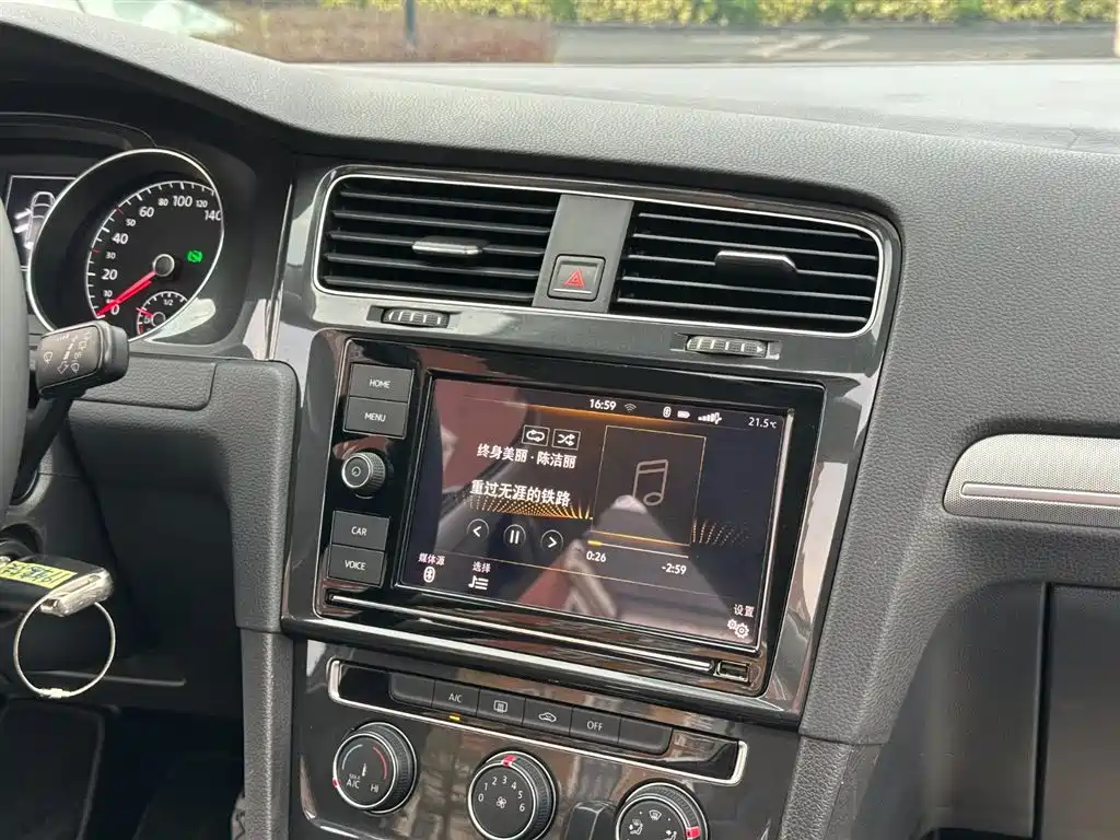 Volkswagen Volkswagen Golf 2019 280TSI DSG Comfort Line China V 2019 - thumbnail 11